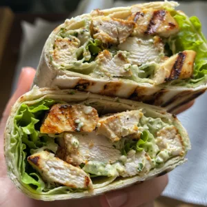 Grilled Chicken Caesar Wrap – Quick & Delicious Lunch! 3 Grilled Chicken Caesar Wrap – Quick & Delicious Lunch!