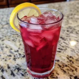 Hibiscus Lemonade Iced Tea – EASY & FRUITY