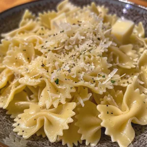 GARLIC Parmesan Bowtie Pasta – EASY & JUICY